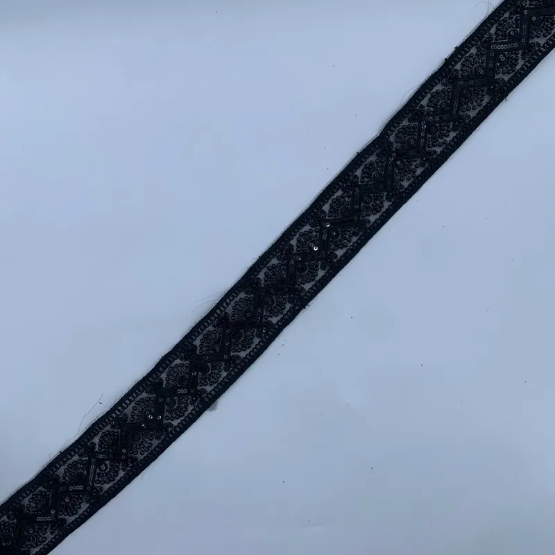 Black scroll lace border — Black