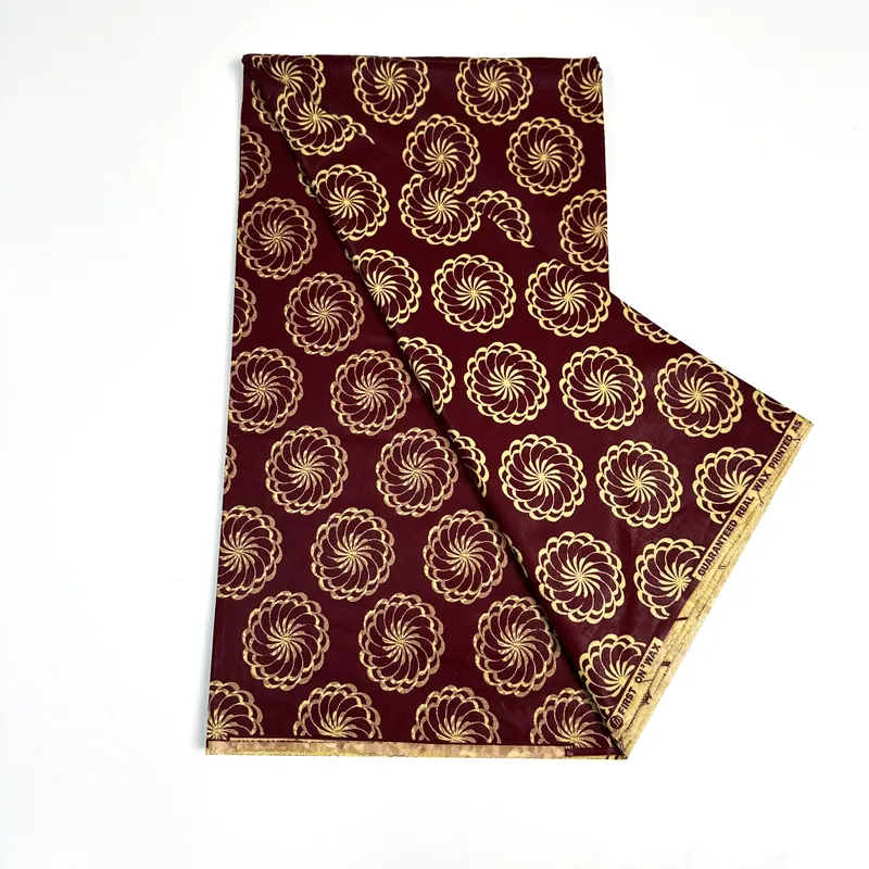 Wax yenye roseti za burgundy — Burgundy na dhahabu